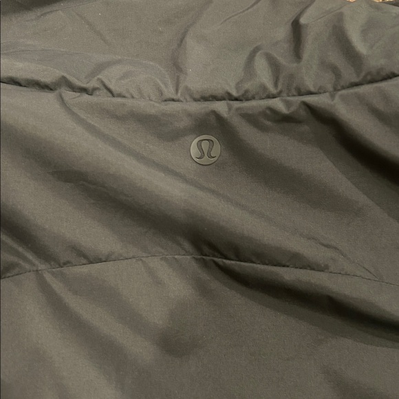 Lululemon Cropped Jacket - Picture 5 of 6